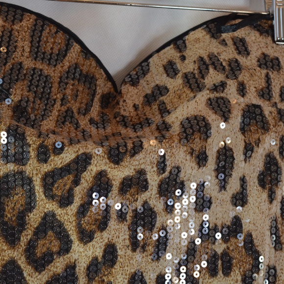 Sequin Stretch Body Con Leopard Print Strapless Dress SZ L Parisian - Picture 1 of 6